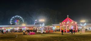 우타라야니 축제는 마카르 상크란티를 기념하여 매년 열립니다.