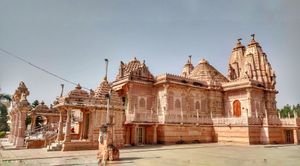 아히치차트라의 자이나교 사원