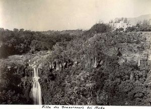 19세기 말의 터키인 통치자의 관저