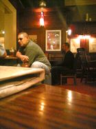 해피 먼데이스의 싱어 숀 라이더는 영국에서 1위를 차지한 고릴라즈의 유일한 곡인 "Dare"에 참여했다.