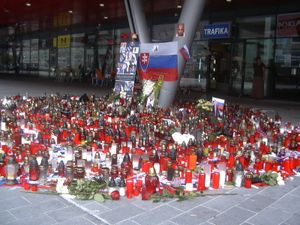 Pavol Demitra}} 추모식 (브라티슬라바, 슬로바키아).