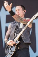 창립자 매튜 키이치 히피(보컬/기타) 2014년