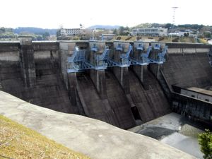 가메야마 댐