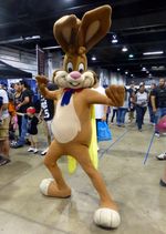 2015년 시카고 위저드 월드에서 네스퀵 토끼 코스프레