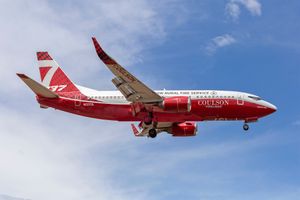 Coulson Aviation이 운용하는 보잉 737-300