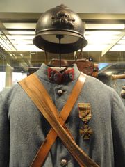 1916년 프랑스 포병의 군복