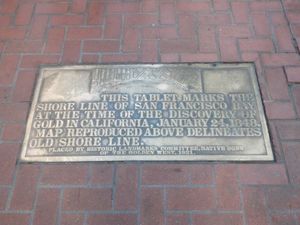 샌프란시스코 만 해안선 기념비