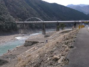 나라현 도쓰카와의 강 범람 피해