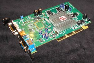 R200 칩셋 기반의 Radeon 9250 그래픽 카드