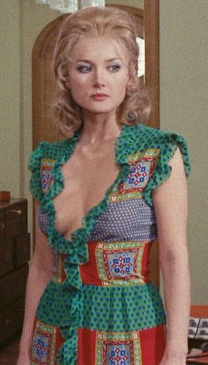 바우셰, 《붉은 여왕은 일곱 번 죽인다》 출연