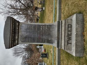 그린-우드 묘지의 묘