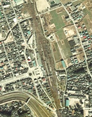 1974년경의 센다이역 상공 항공사진. 많은 측선을 가지고 있었다.