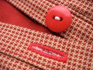 기계로 만든 단춧구멍