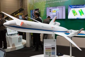 2018년 베를린 국제 항공 우주 박람회(ILA Berlin Air Show)에서 ALNA 첨단 저소음 항공기 모델