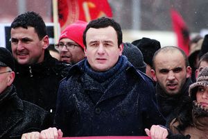 2013년 베테벤도스제 시위 중 알빈 쿠르티