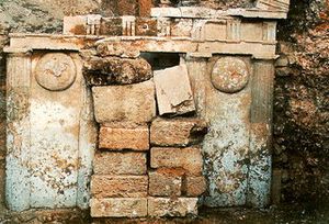 프톨레마이다의 고대 마케도니아 무덤