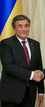 즈스프베크 샤리포프