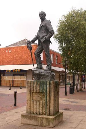 A. E. 하우스먼 동상