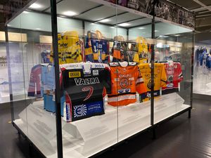 SM-liiga 클럽의 옛 유니폼