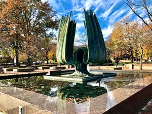 마샬 대학교 기념 분수