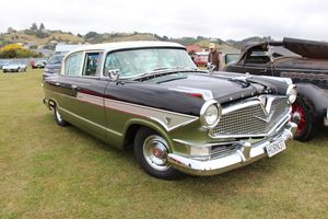 1957년형 우측 운전석 허드슨 호넷 V8 세단(뉴질랜드)