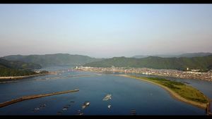 우사만에 걸쳐 있는 우사대교