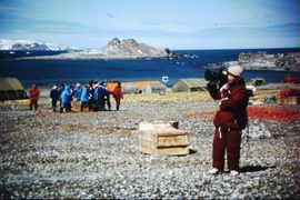 1985년 1월, 중국의 첫 번째 남극 기지인 장성 기지 건설 모습