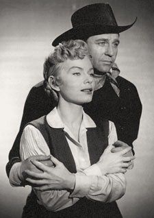 짐 데이비스와 함께, Stories of the Century에 출연