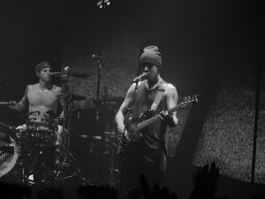 2016년 런던에서 공연하는 트웬티 원 파일럿츠