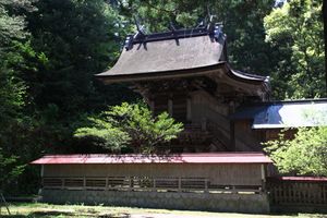 본전 (니시노미야쵸 지정 문화재)