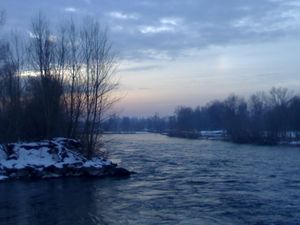 겨울의 아다 강