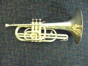 빈센트 백 메르세데스 F 마칭 멜로폰