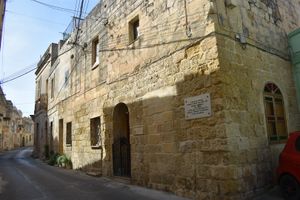 아가사 바르바라의 출생지, 자바르