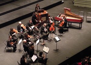 2009년 페르 앙타이의 지휘로 연주를 준비하는 르 콩세르 프랑세