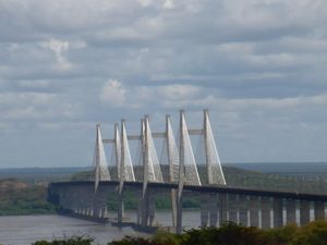 2006년 개통된 오리노코 강의 두 번째 다리인 오리노키아 다리