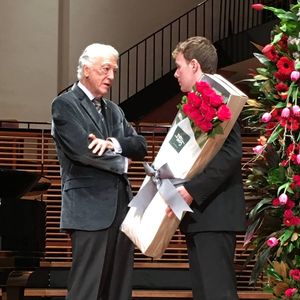 2016년 조안 서덜랜드 & 리처드 보닝 재단 벨칸토 어워드에서 리처드 보닝과 수상자 알라스데어 켄트