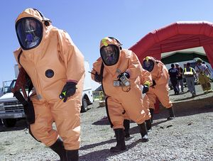 국가 핵 안전 보장국의 대량 살상 무기를 사용한 테러에 대한 훈련 모습