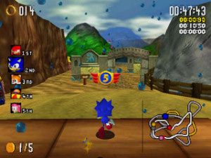 소닉이 "리조트 아일랜드" 경주 트랙에서 레이싱을 하는 모습