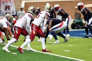 2024년 휴스턴에서 팬서스(왼쪽)와 휴스턴 러프넥스의 경기