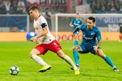 2019-20 UEFA 챔피언스 리그에서 드리우시를 상대로 한 오르반