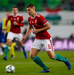 2018년 핀란드와의 경기에서 헝가리 대표팀의 오르반