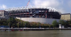 건설 중, 2013년 6월