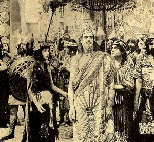 알프레드 페이지트 - 벨사자 왕자 역