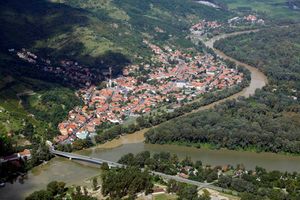 토커이, '구의 중심'