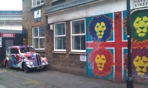 거리 미술 캠던 마켓 근처