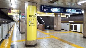 유라쿠초선 승강장 (2021년 12월)