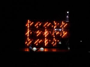 2013년 암스테르담의 해변의 아인슈타인 4막 3C장 "우주 기계"