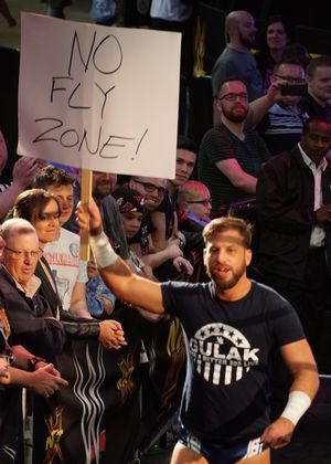 굴락의 "No-Fly Zone" 캠페인