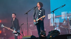 2019년 6월 베르흐터 부티크 공연 중의 윌슨과 라이트보디