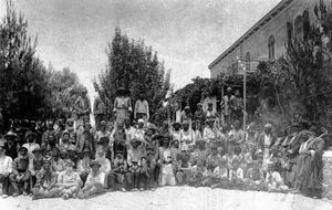 19세기 중반 예루살렘의 케렘 아브라함 지역 유대인 노동자들